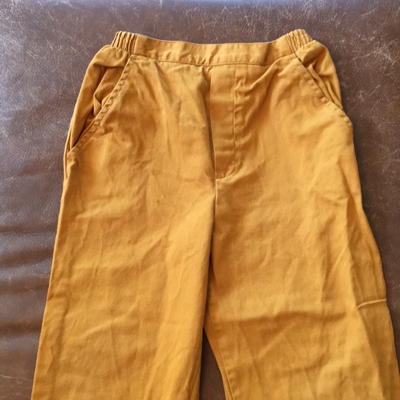 Mustard yellow pants - Picture 2 of 7